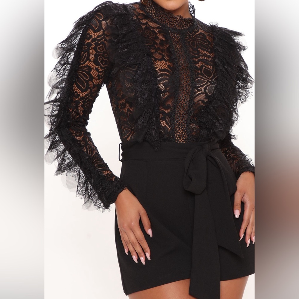 Fashion Nova lace romper sz XL